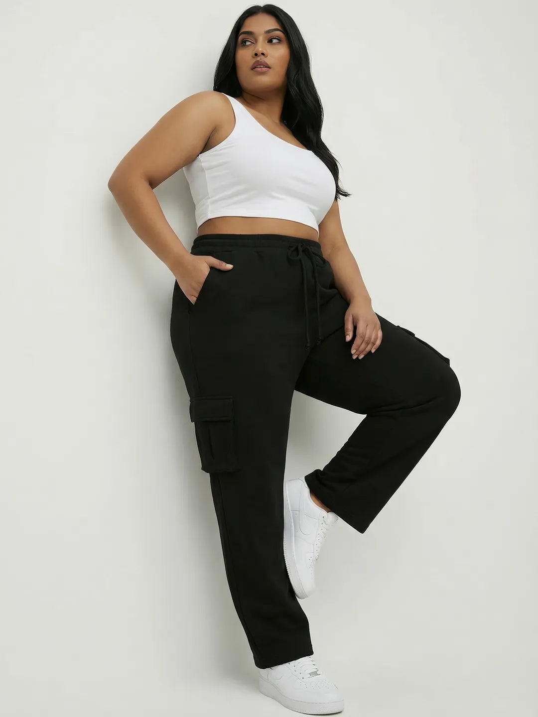 Womens Black Cargo Joggers w/ 4 Pockets