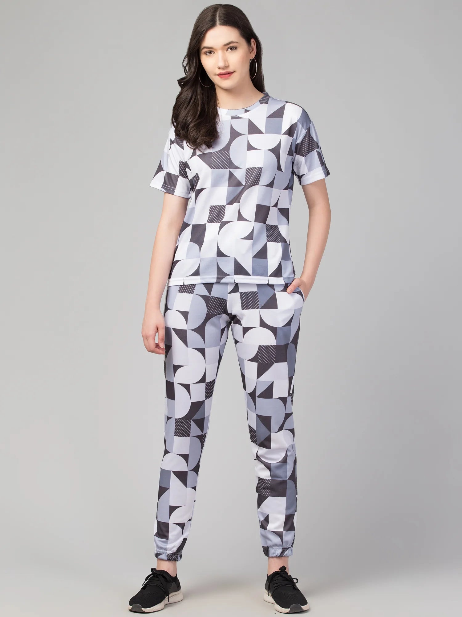 Monochrome Matrix Coord Set